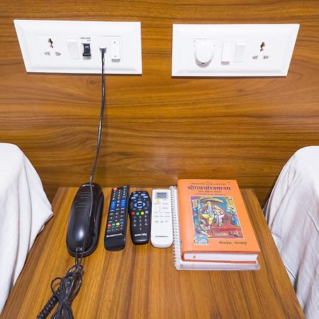 Amritara Ramila Kutir Hotel Ayodhya Екстериор снимка