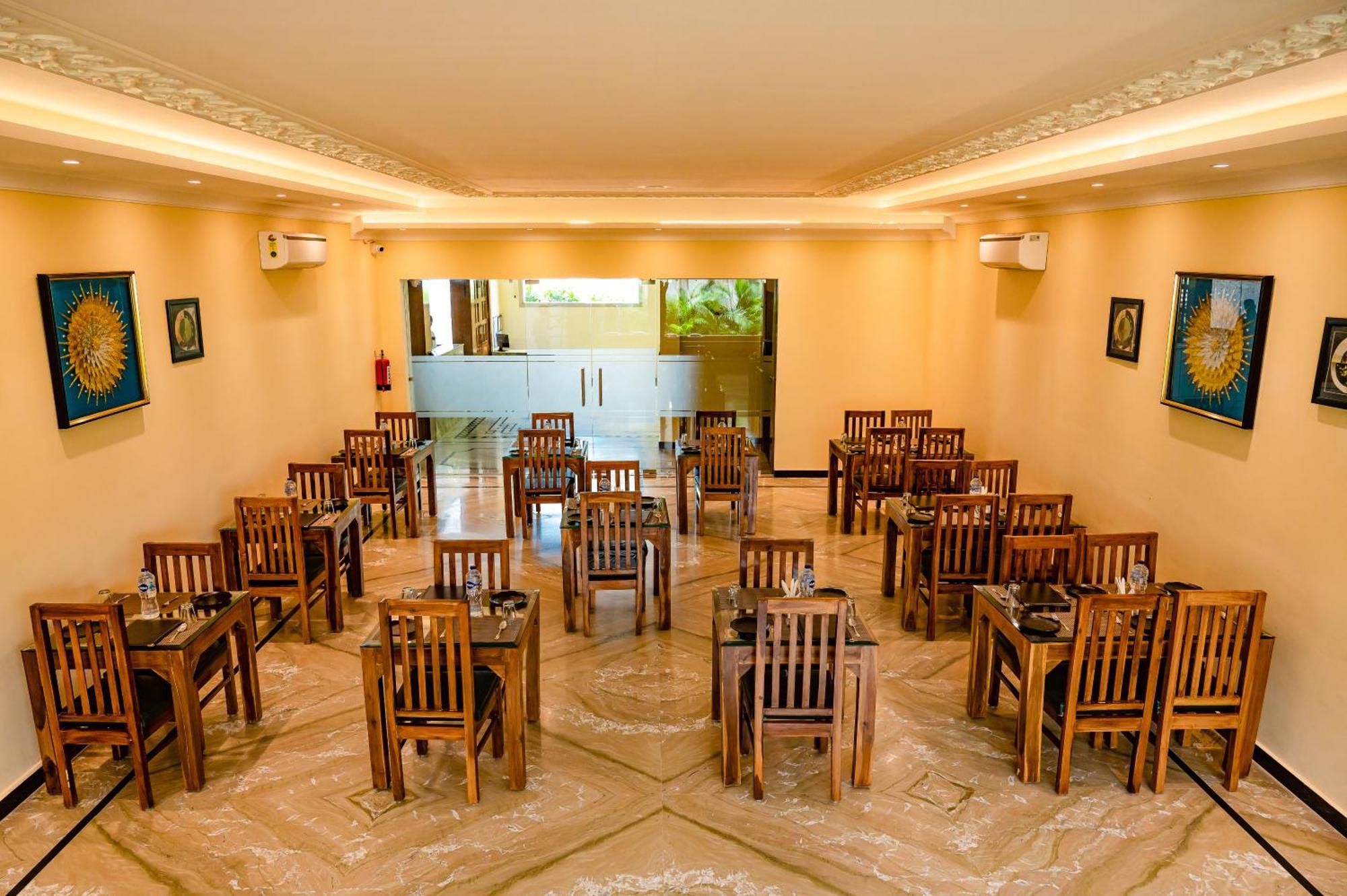 Amritara Ramila Kutir Hotel Ayodhya Екстериор снимка