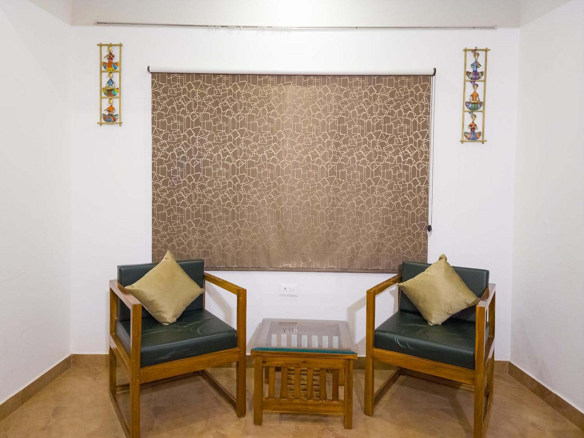 Amritara Ramila Kutir Hotel Ayodhya Екстериор снимка