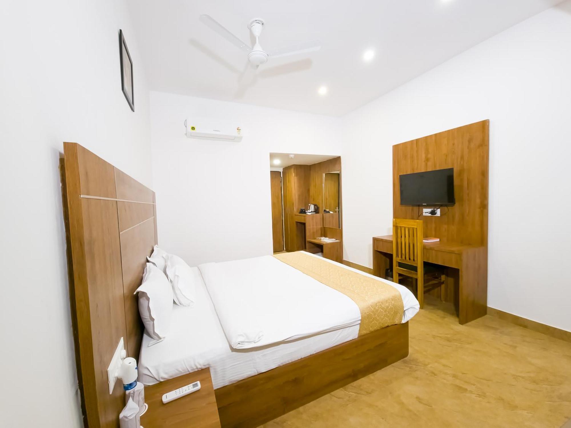 Amritara Ramila Kutir Hotel Ayodhya Екстериор снимка